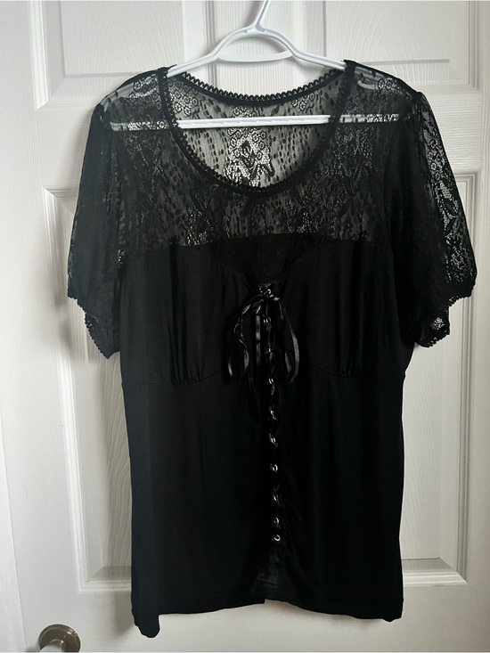 Tops - Y2K Whimsygoth Top Blouse 1X Lace Floral Lace Coset Style Lace-Up Front Goth